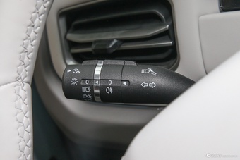 2026款钛3 620KM 后驱闪充版 星月银
