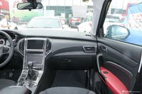 2017款猎豹CS9 1.5L手动风尚型