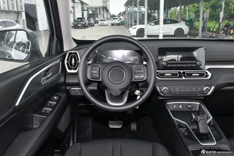 2024款金刚炮2.0T自动8AT柴油两驱精英型长箱