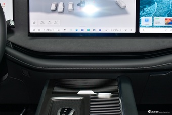 2026款蓝山 四驱Ultra黑武士