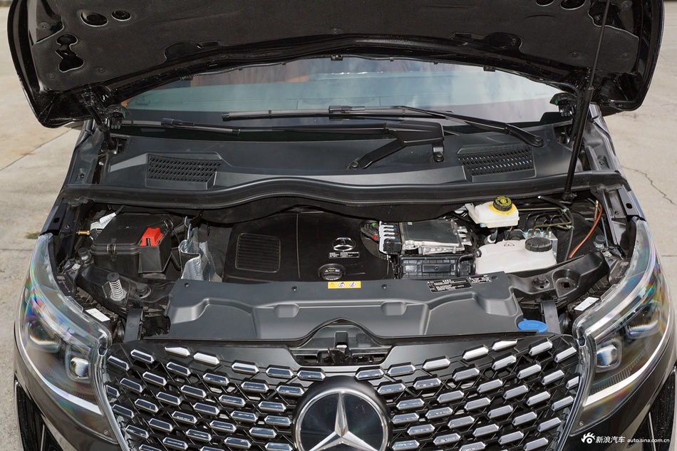 2025款维努斯 2.0T 晖凰