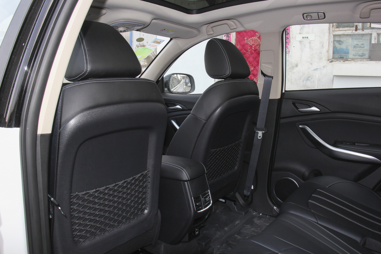 2019款比亚迪宋EV500 智联领尚型