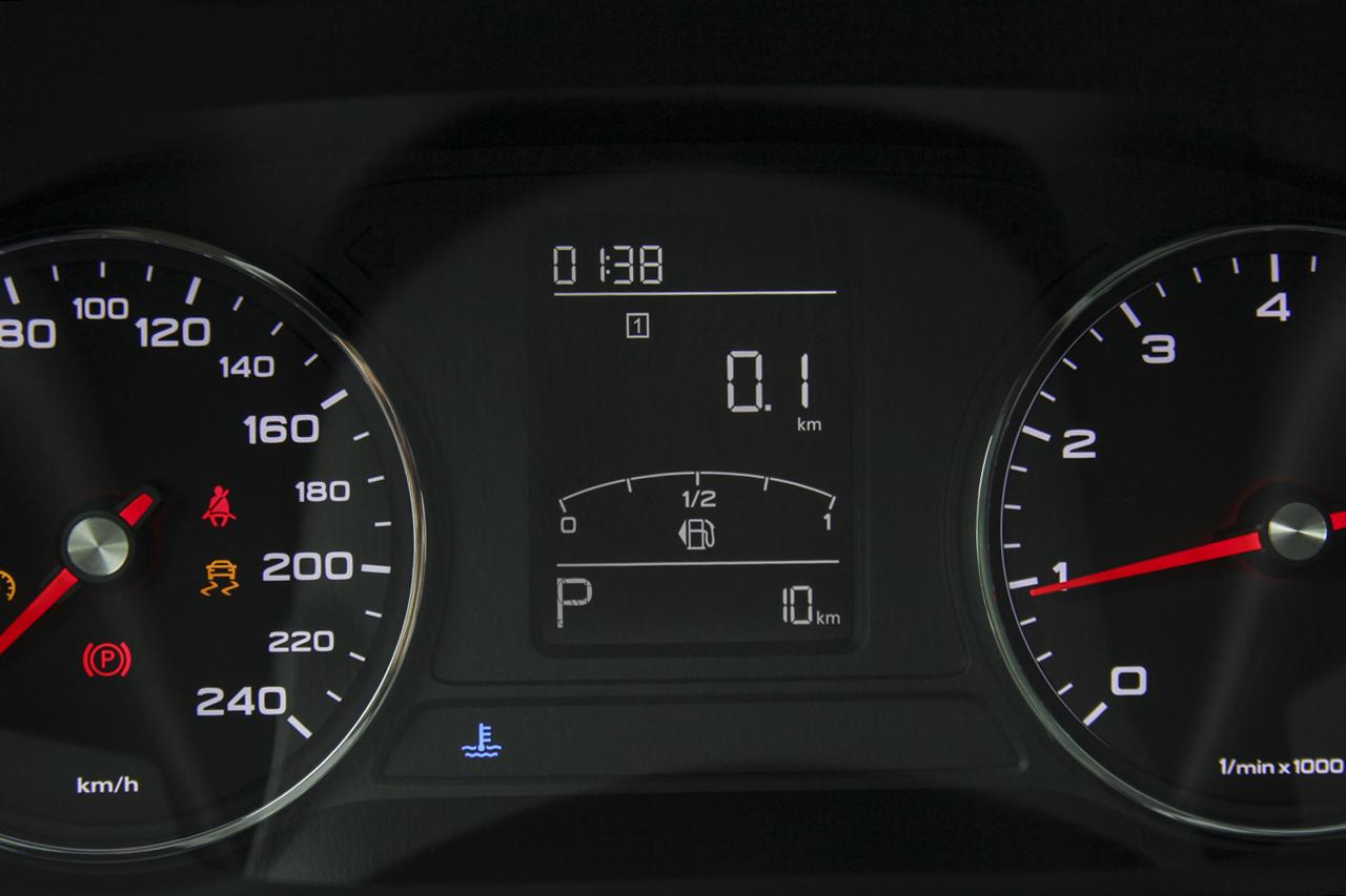 2019款荣威RX5 1.5T 20T自动两驱豪华版