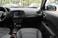 2019款指南者1.3T自动220T家享版