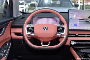 2026款长安CS75 PLUS 智慧冠军版 1.5T 新蓝鲸 智航型