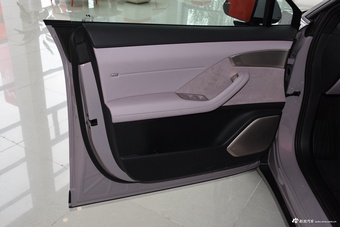 2024款乐道L60 85kwh 后驱版
