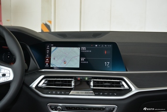 2019款宝马X7 xDrive40i 领先型豪华套装