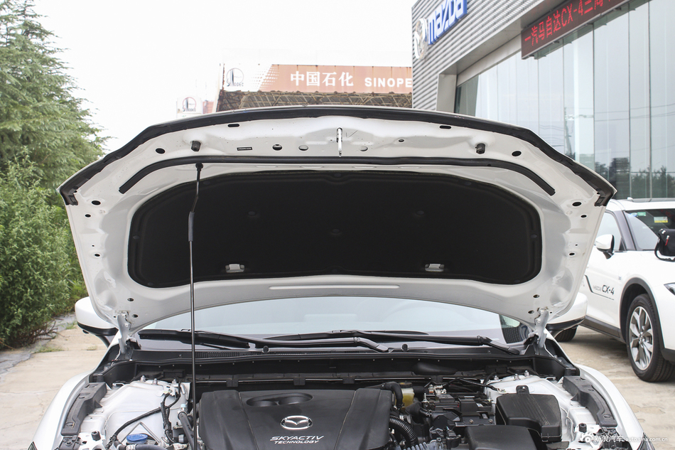 2018款阿特兹2.0L自动蓝天豪华版国VI