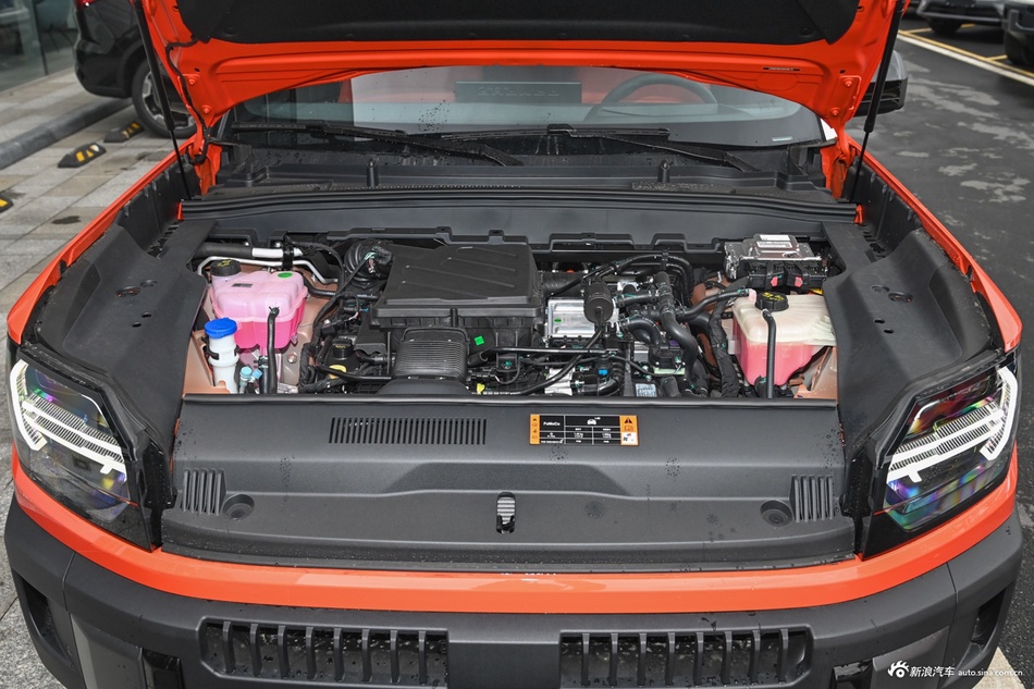 2026款福特智趣烈马 墨钻增程版