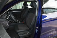 2018款 奥迪Q5L 2.0T自动40 TFSI荣享时尚型