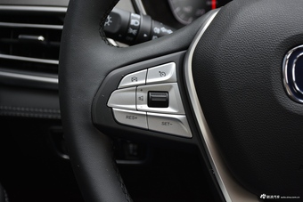 2019款长安CS75 1.5T手动百万版