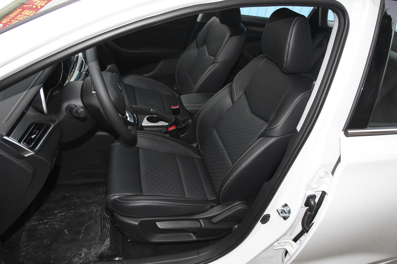 2019款逸动1.6L手动GDI超值版