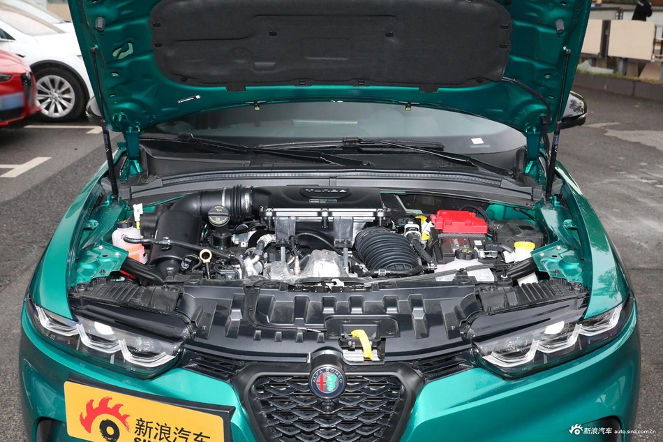 2024款Tonale托纳利2.0T 268HP AWD 致敬传奇版