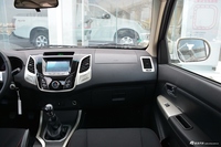 2018款黄海N1 2.8T手动柴油两驱超值版新内饰