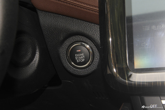 2018款斯威X7 1.5T手动尊贵型7座