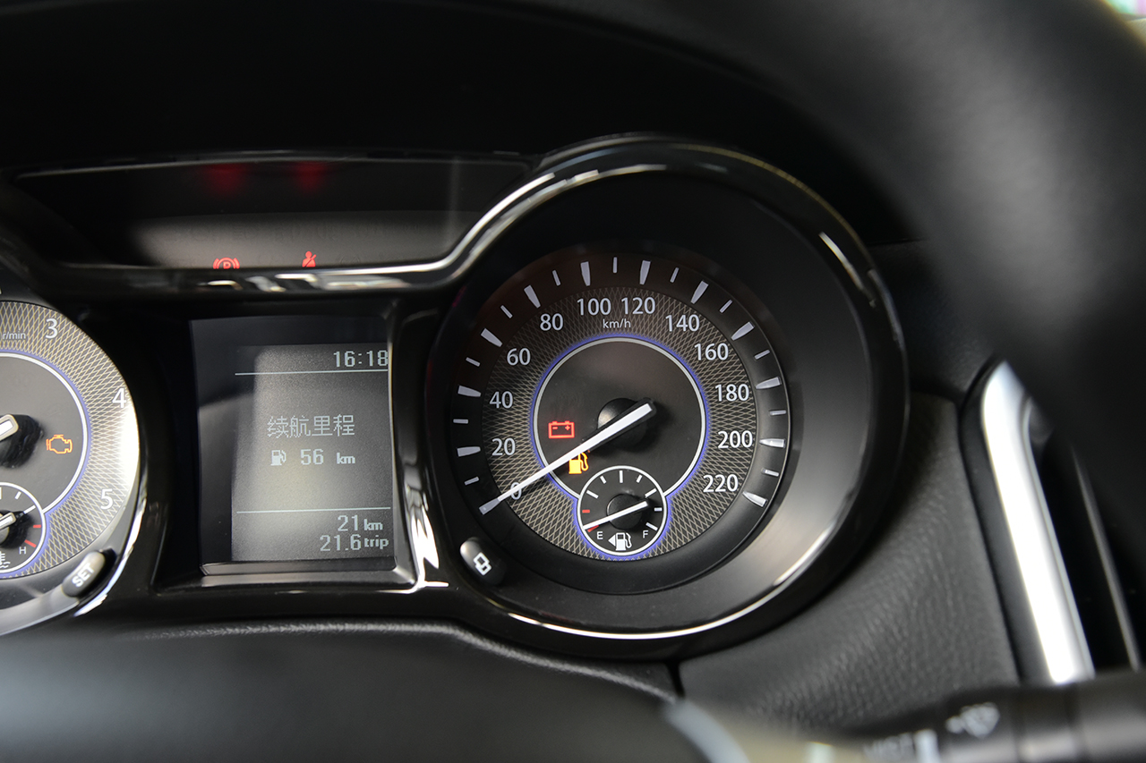 2019款域虎5 2.0T手动柴油两驱进取 国VI长轴