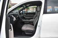 2025款博越L 第四代 1.5TD DCT 扬帆