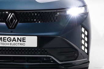 2026款梅甘娜纯电 E-Tech Electric Esprit Alpine 官图