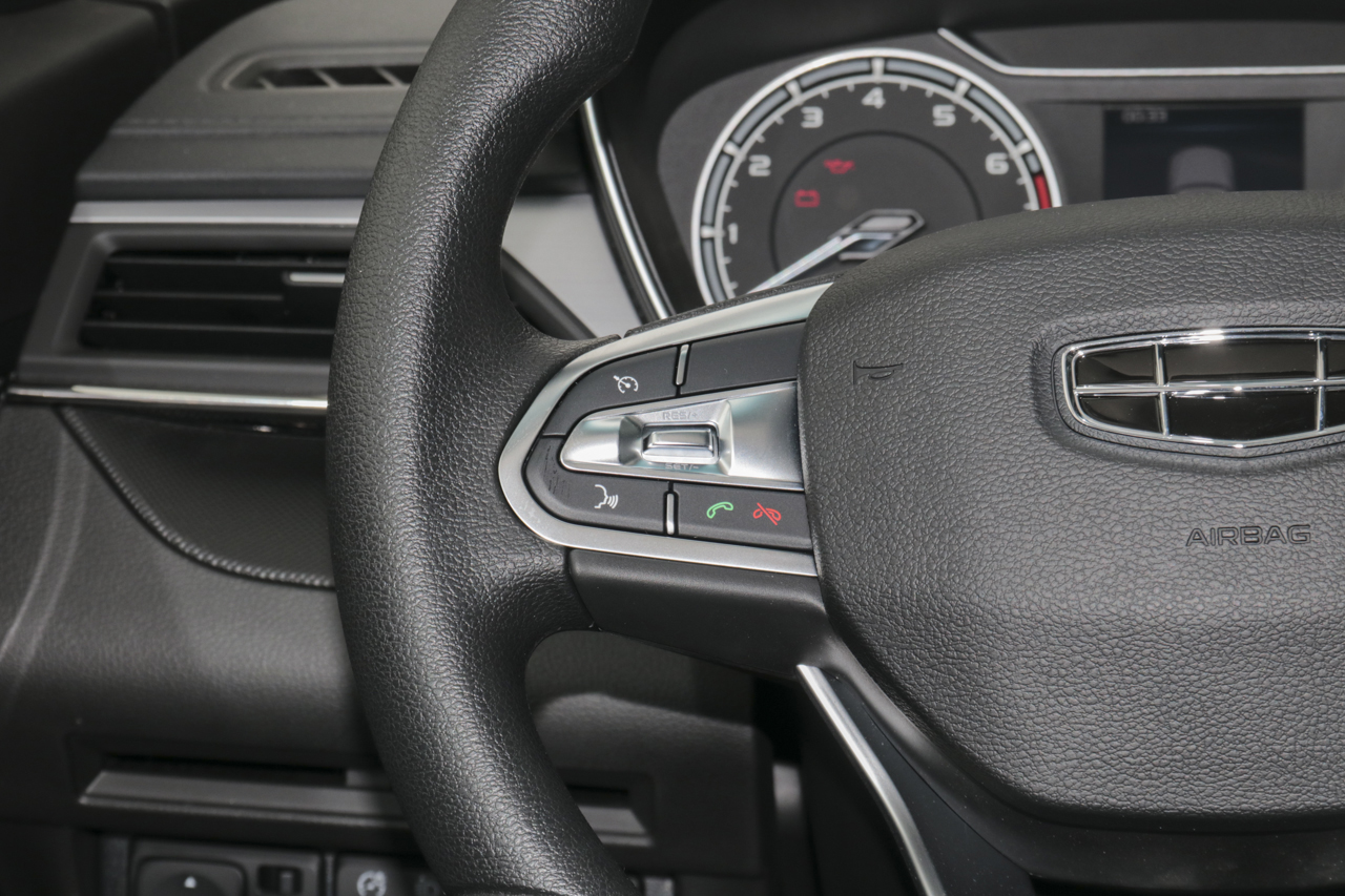 2019款吉利缤瑞1.0T手动200T手动缤驰版