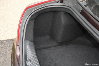 2018款捷豹XJL 3.0L自动SC两驱典雅商务版 