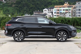 2025款宋PLUS EV 520km 豪华型