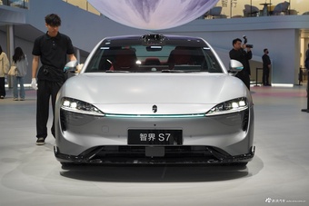 2025广州车展实拍：智界S7