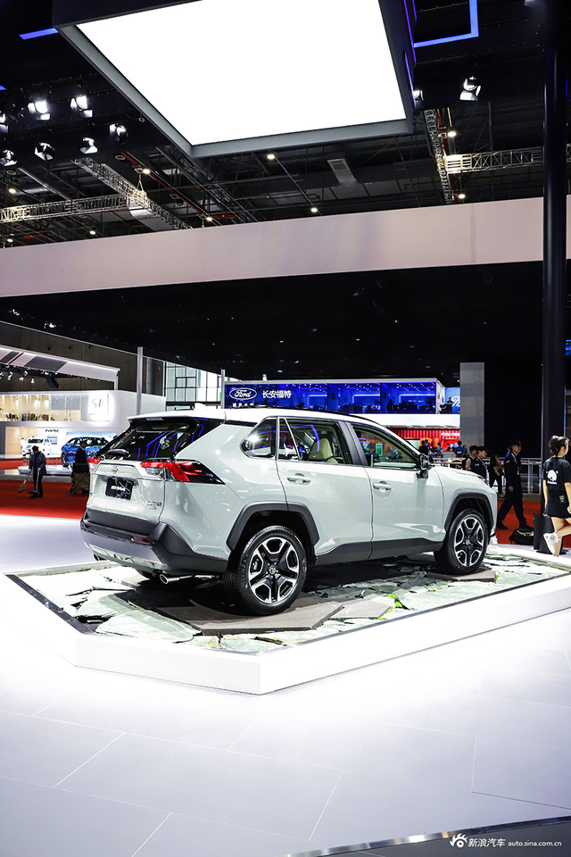 RAV4荣放