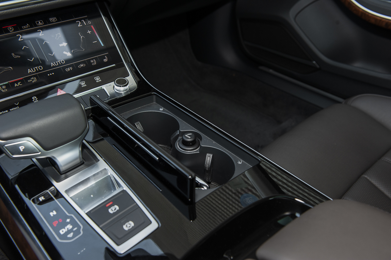 2019款奥迪A8L Plus 3.0T自动豪华型