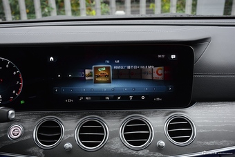 2021款奔驰E级改款 E 300 L 运动豪华型 