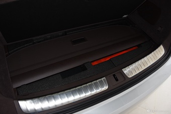 2024款问界M7 1.5T 两驱Plus版 5座