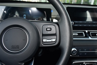 2024款金刚炮2.0T自动8AT柴油两驱精英型长箱