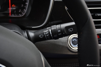 2019款长安CS75 1.5T手动百万版