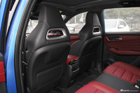 2018款名爵HS 2.0T自动两驱30T Trophy荷尔蒙燃情版