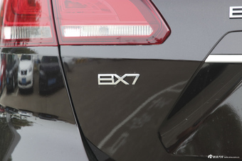 2018款宝沃BX7 2.0T自动28T两驱豪华型7座
