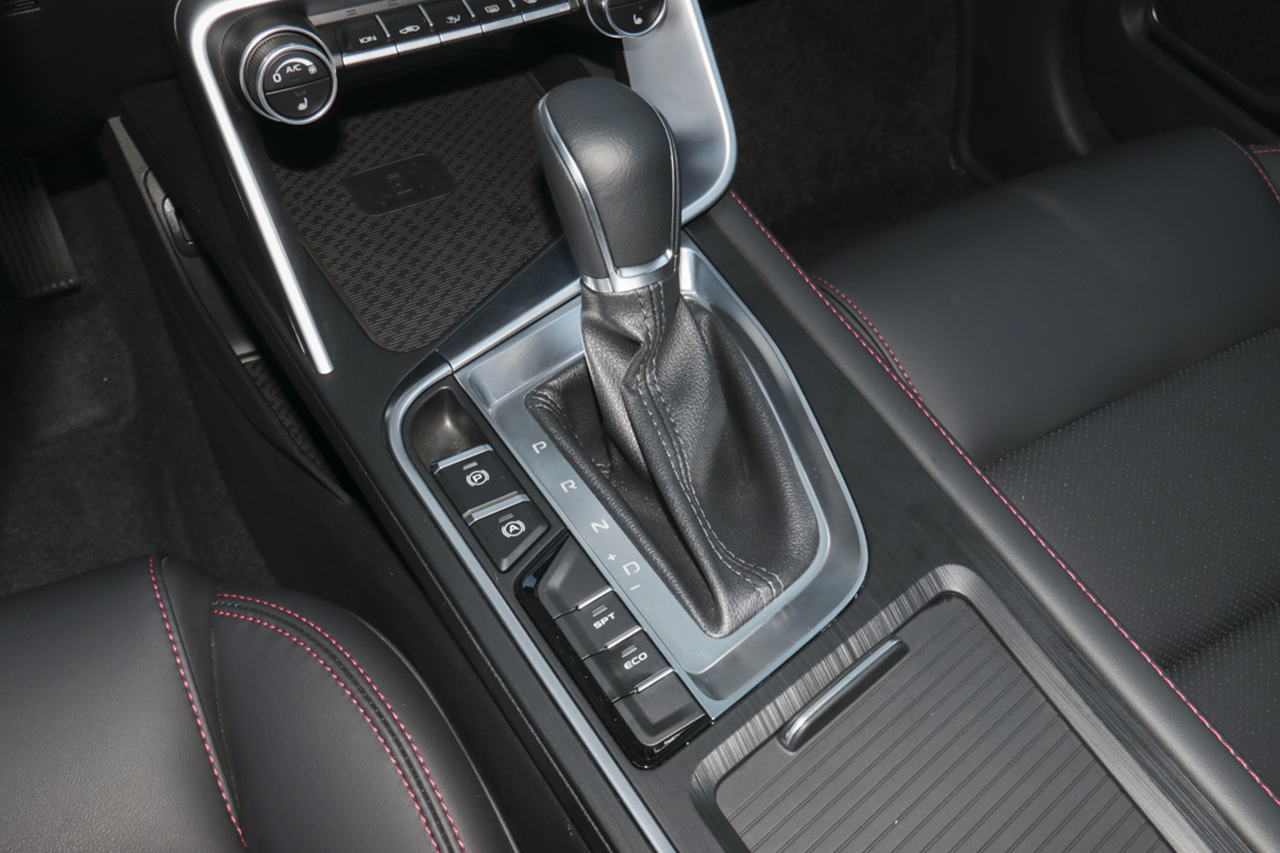 2019款吉利缤瑞1.0T自动200T DCT缤耀版