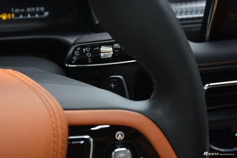 2021款飞行家3.0T V6 四驱总统版