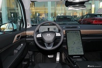 2021款小鹏汽车P5 600P