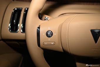 2025款深蓝S09 后驱Ultra+超长续航版