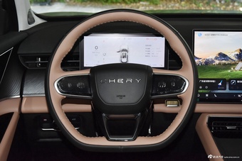 2024款瑞虎8 L 2.0T 两驱豪华版 7座