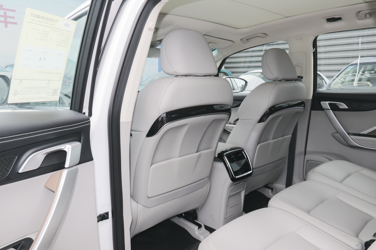 2019款吉利嘉际 1.5TD MHEV DCT耀享型 