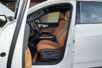 2025款奔腾T90 龙耀版 1.5T 欢享型