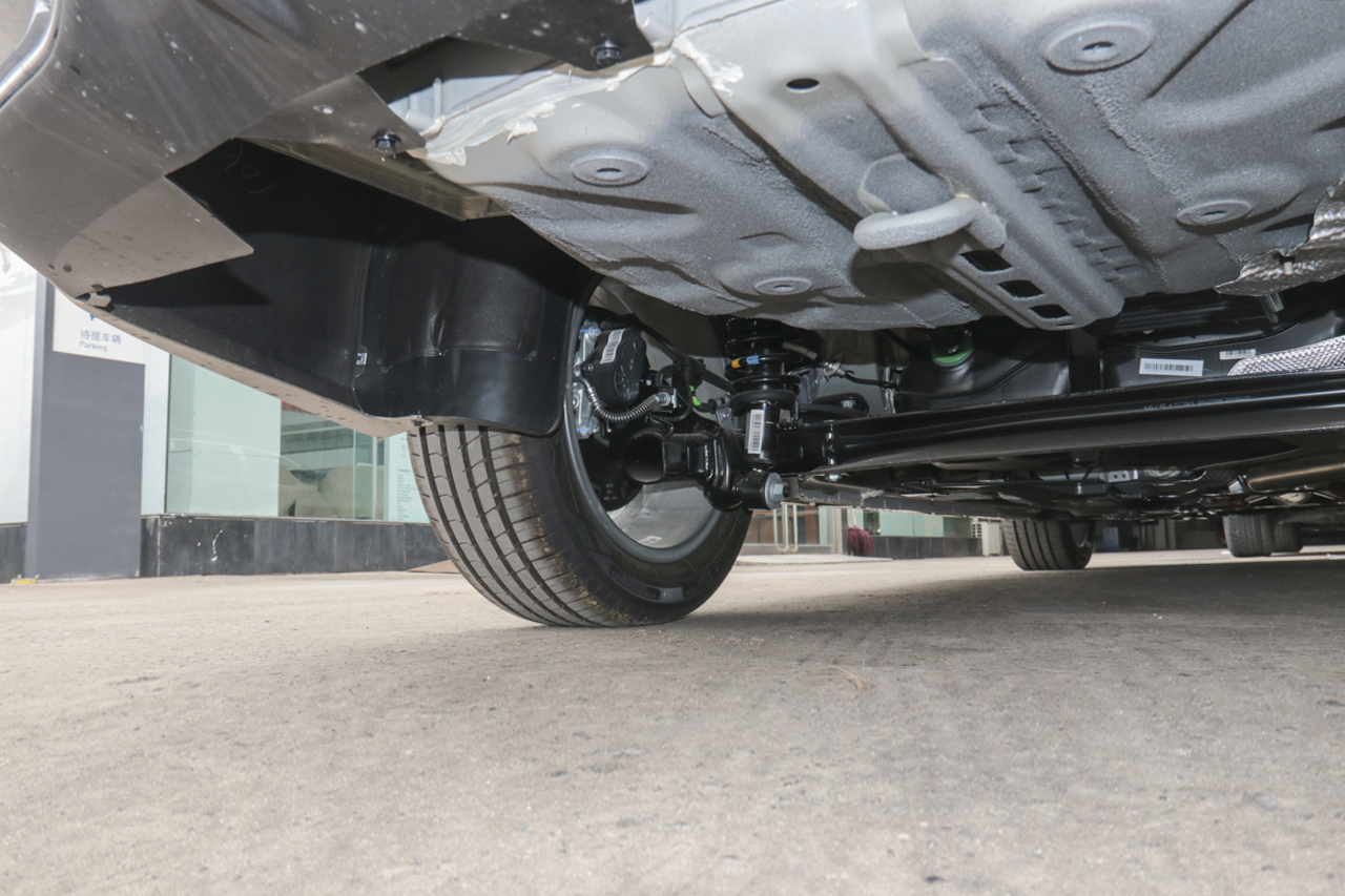 2019款吉利缤瑞1.0T自动200T DCT缤驰版 