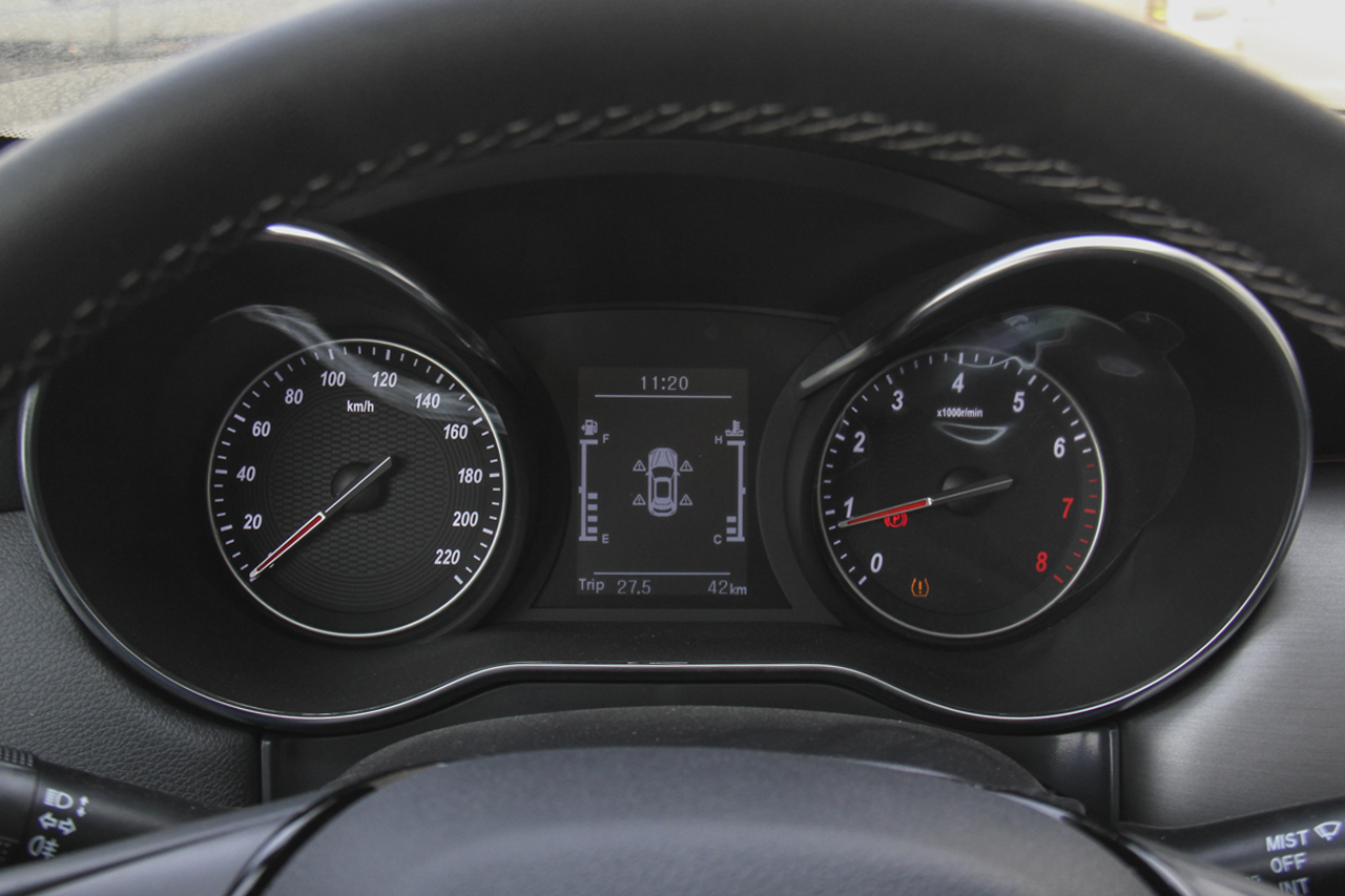 2018款君马MEET3（美图3）1.5T 手动舒适型