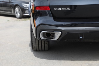 2022款宝马X5 xDrive 40Li 尊享型M运动套装