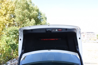 2025款奔驰E级 E 300 L 时尚运动型