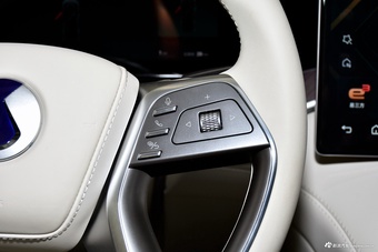 2025款腾势N9 1300旗舰型