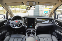 2017款比亚迪宋MAX 1.5T自动智联豪华型7座 