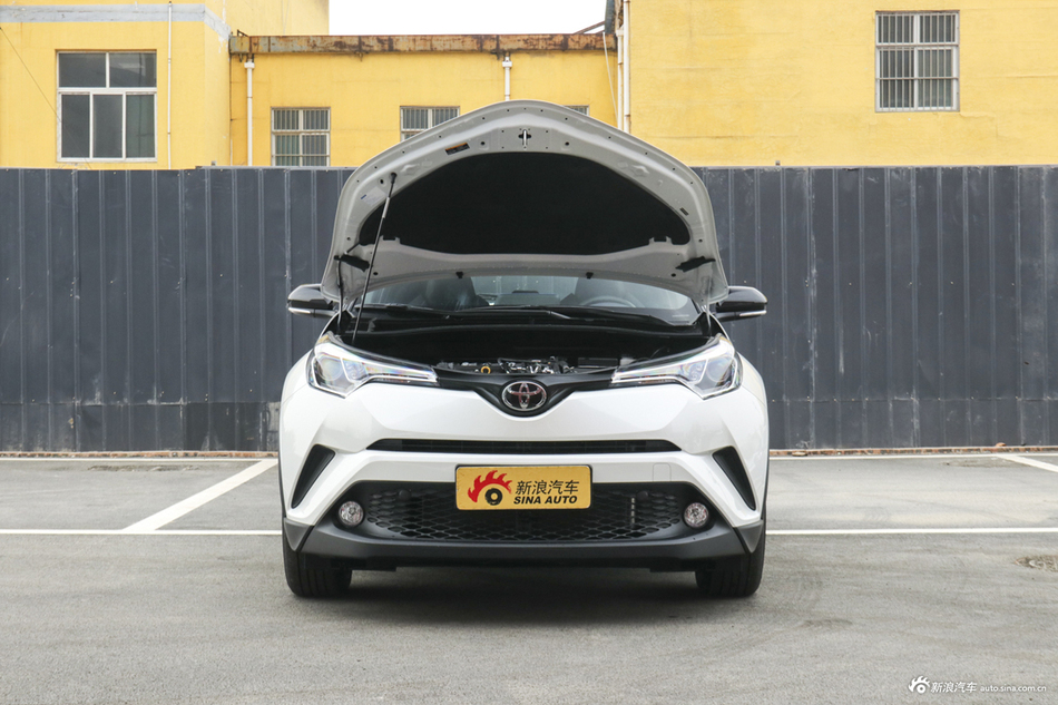 2020款C-HR 2.0L自动领先版