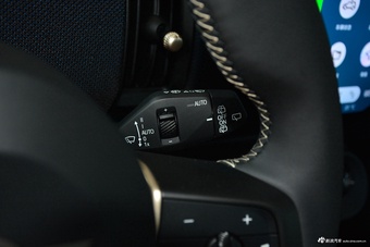 2025款MINI 1.5T COOPER 经典派 五门版