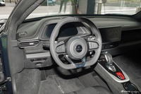 2025款Emira 2.0T DCT Turbo SE